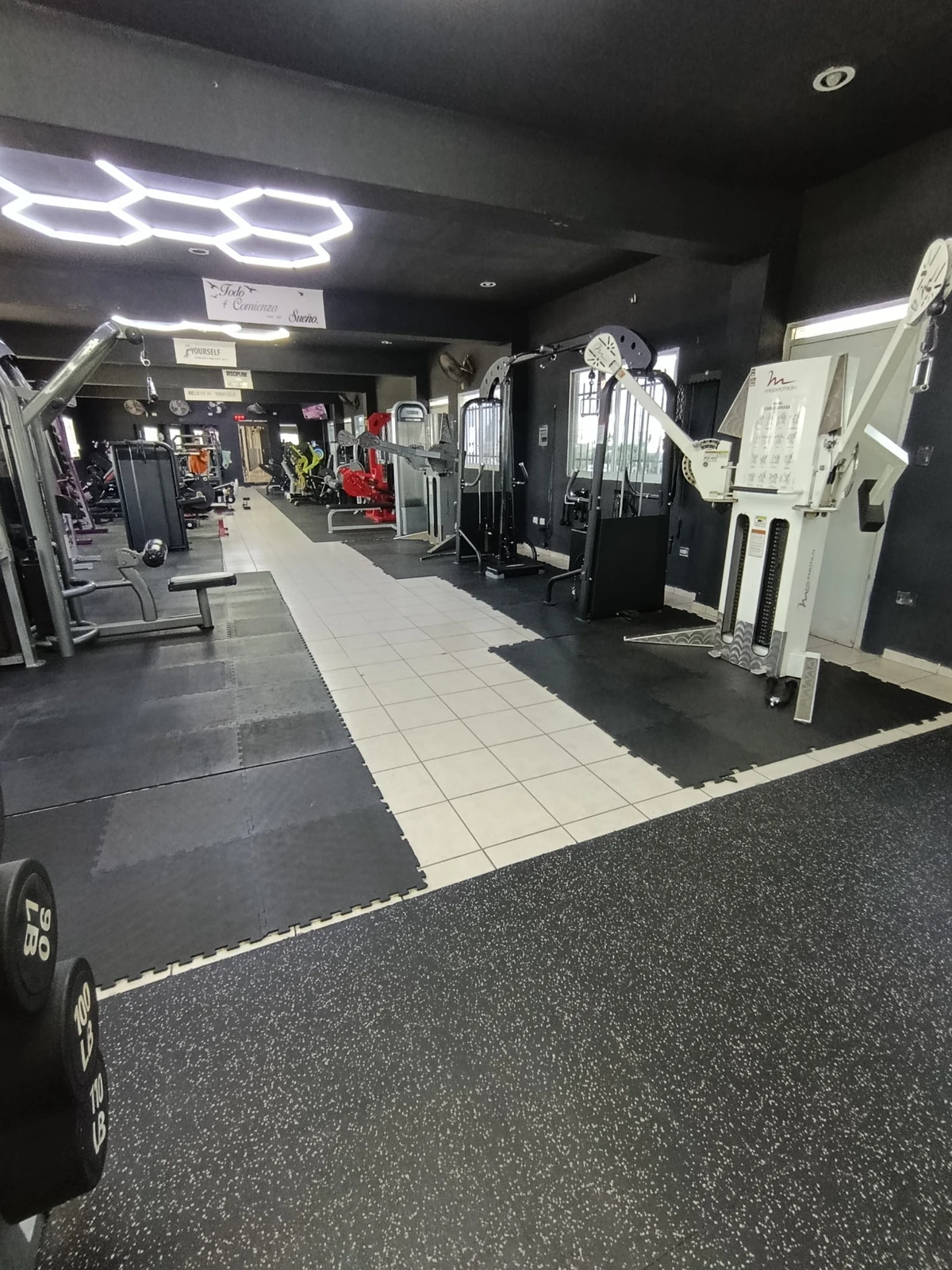 Recorrido interior de Spartan Fitness